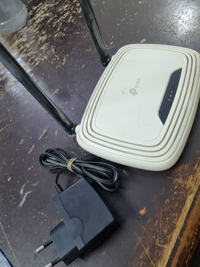 TP-Link TL-WR841N WiFi Router – 300Mbps