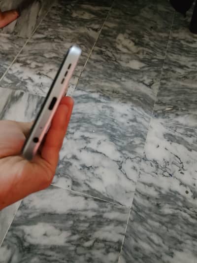 Tecno spark 40