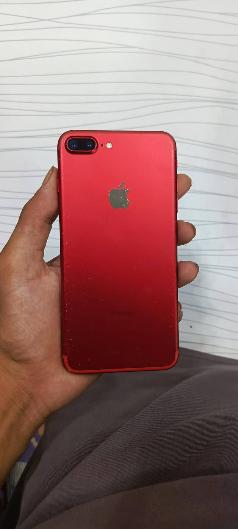Apple iPhone 7 Plus 6