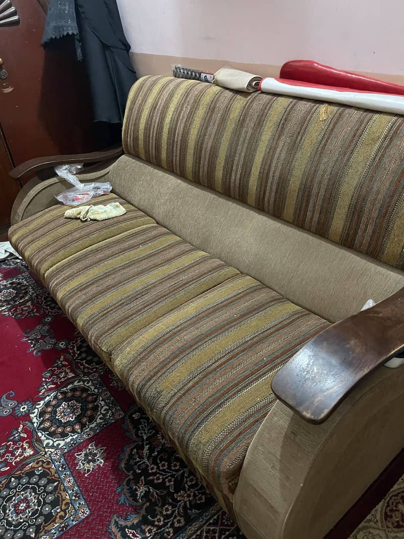 Double size bed sofa dressing table almari 1