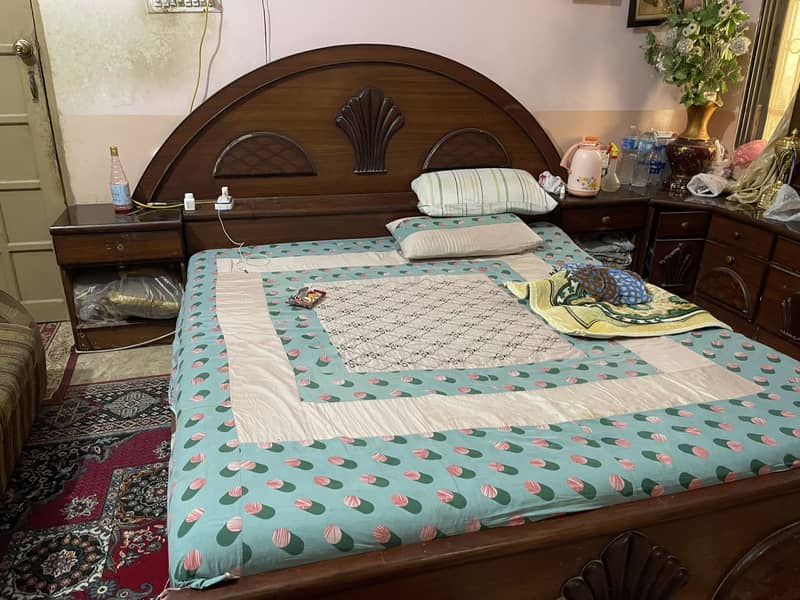 Double size bed sofa dressing table almari 5