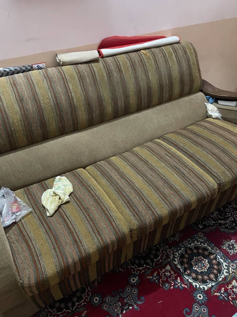 Double size bed sofa dressing table almari 7
