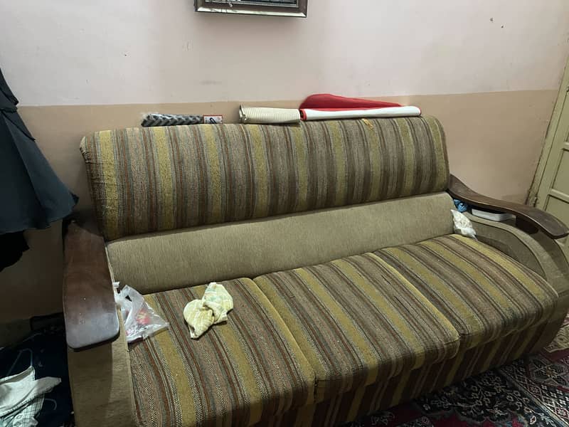 Double size bed sofa dressing table almari 10