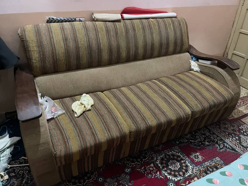 Double size bed sofa dressing table almari 14