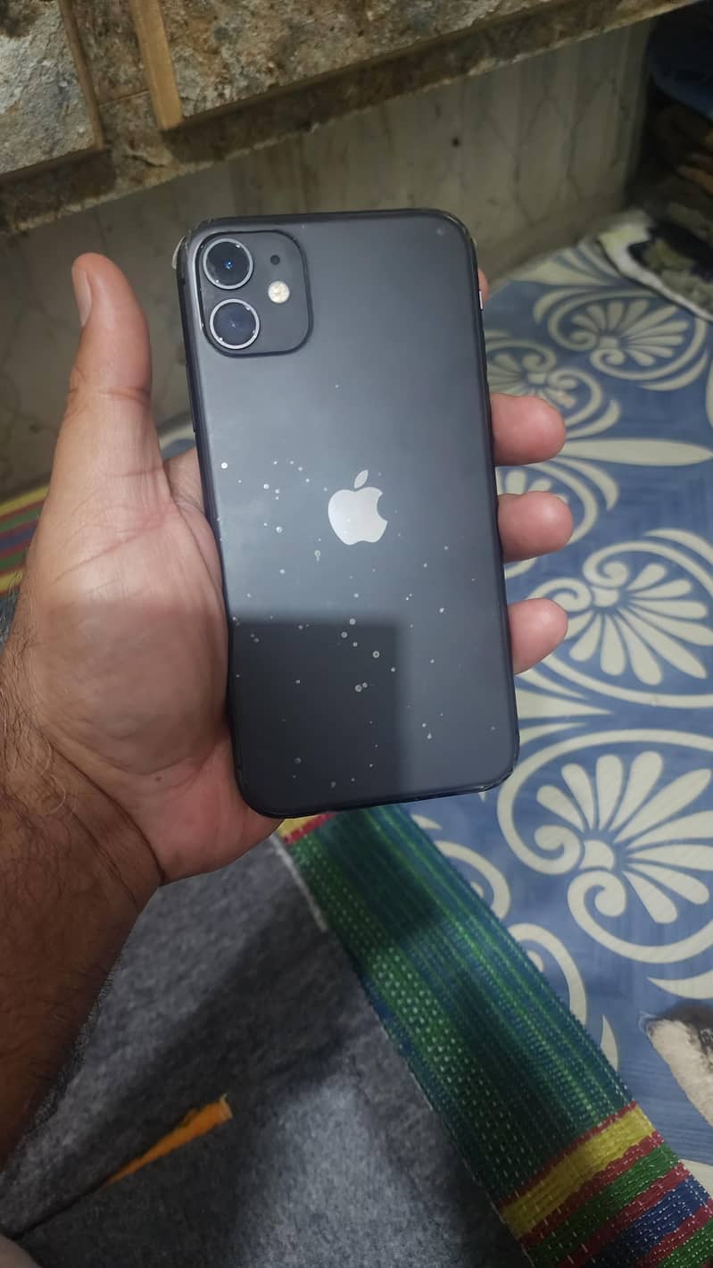 Apple iPhone 11 0
