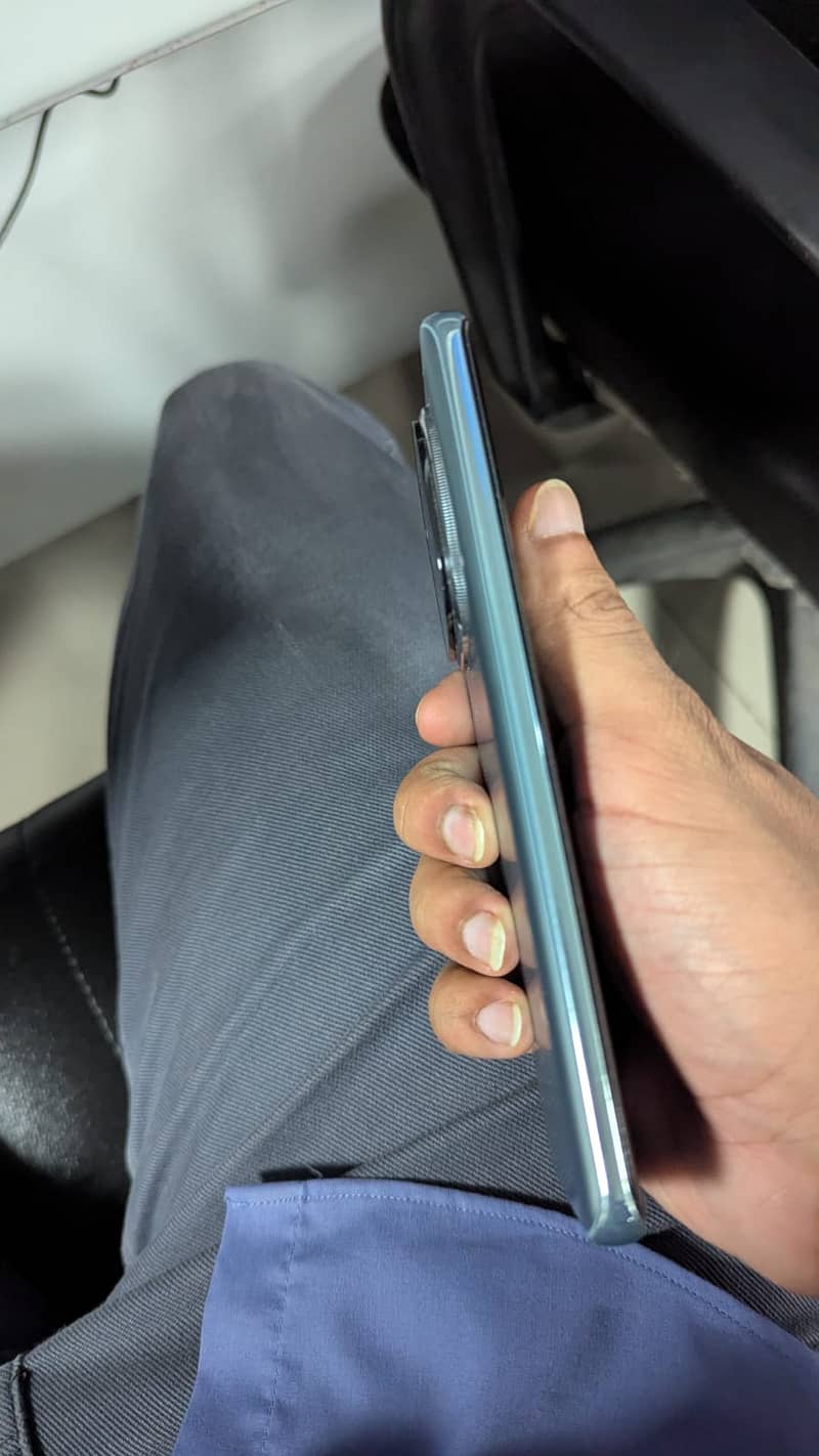 Xiaomi Redmi Note 14 Pro Plus 4