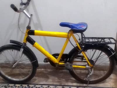 BICYCLE FOR SALE IN GOOD CONDITION