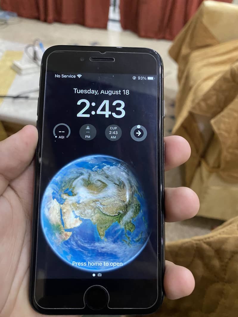 Apple iPhone 8 0
