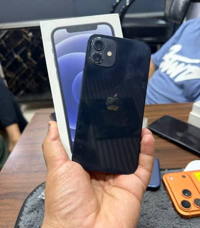 Apple iPhone 12