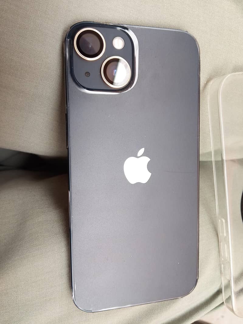 Apple iPhone 13 2