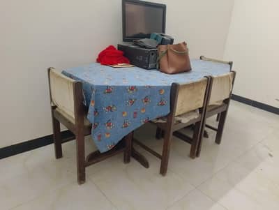 dining table with six chair