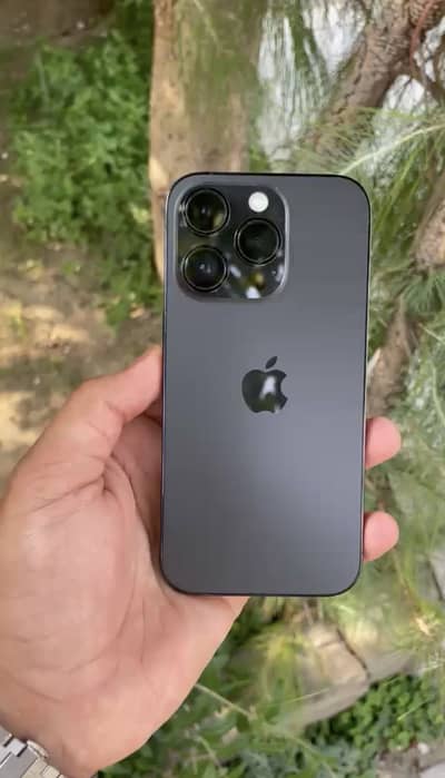 Apple iPhone 14 Pro