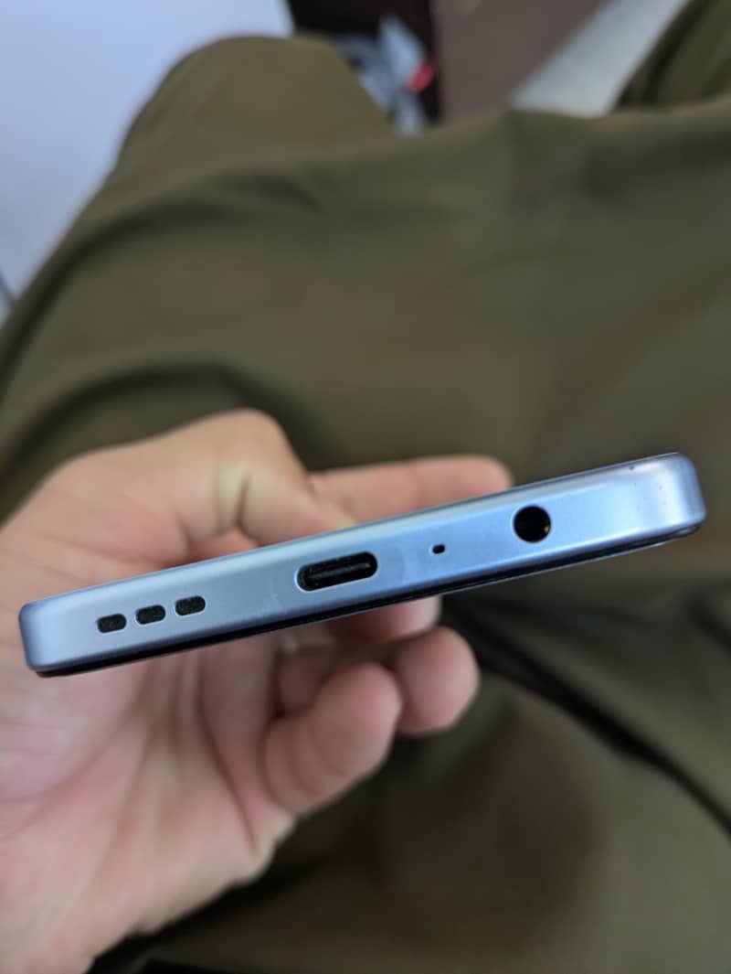 OPPO A6k 3