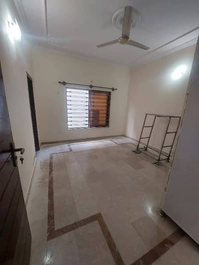 14 Marla Upper Portion In CBR Town Ideal Location