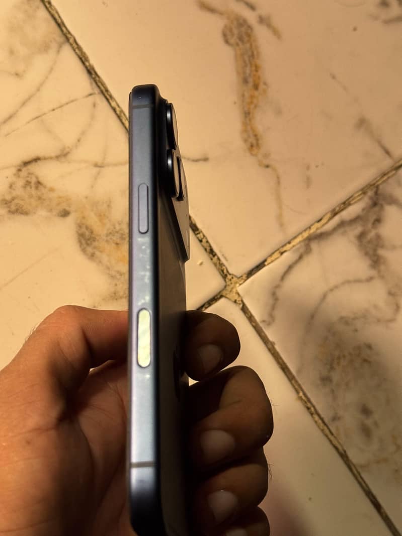 Apple iPhone 17 Pro 16