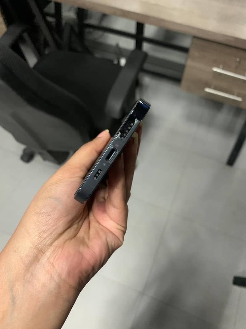 Apple iPhone 12 Pro 6