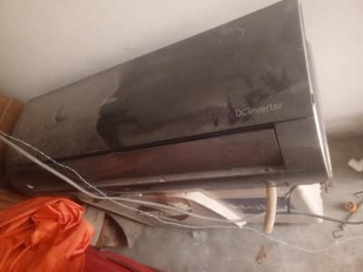 1 tan Haier 2022 modal ha gas nie ha Baki sab thek ha