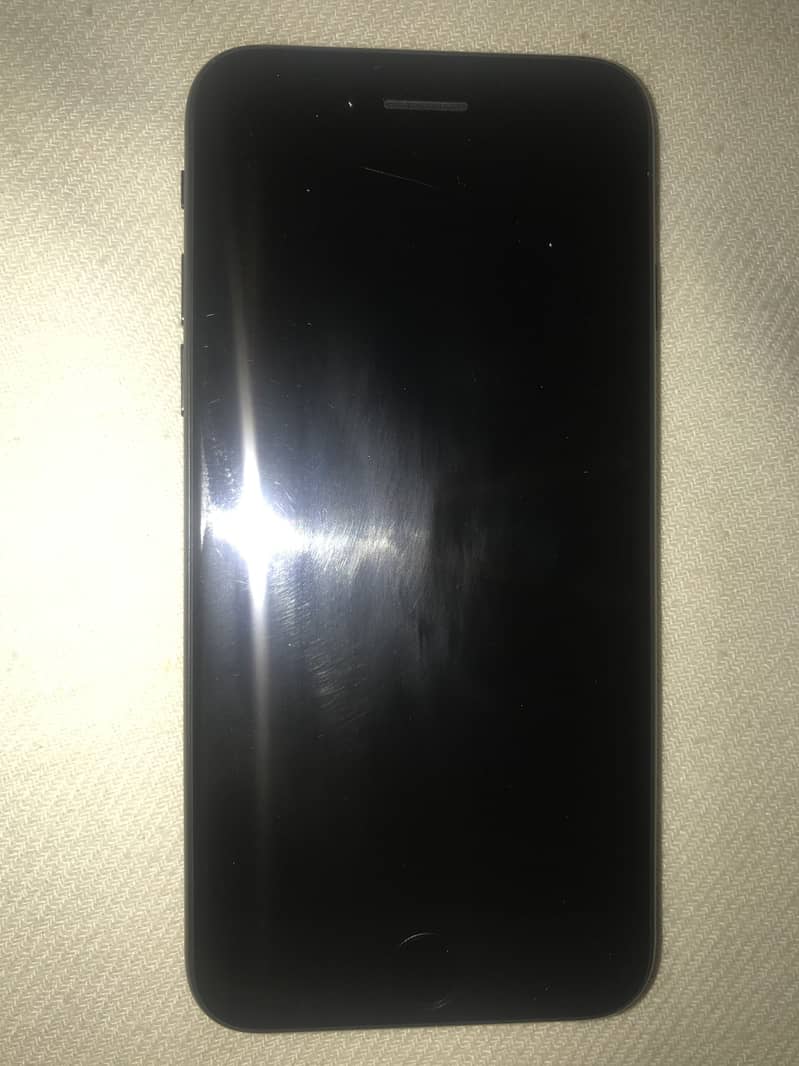 Apple iPhone 7 1