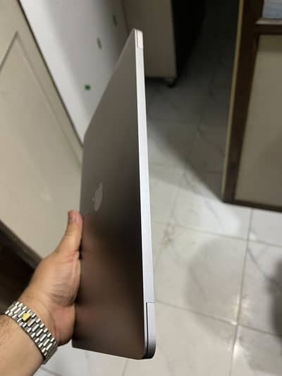 MacBook 2017 model