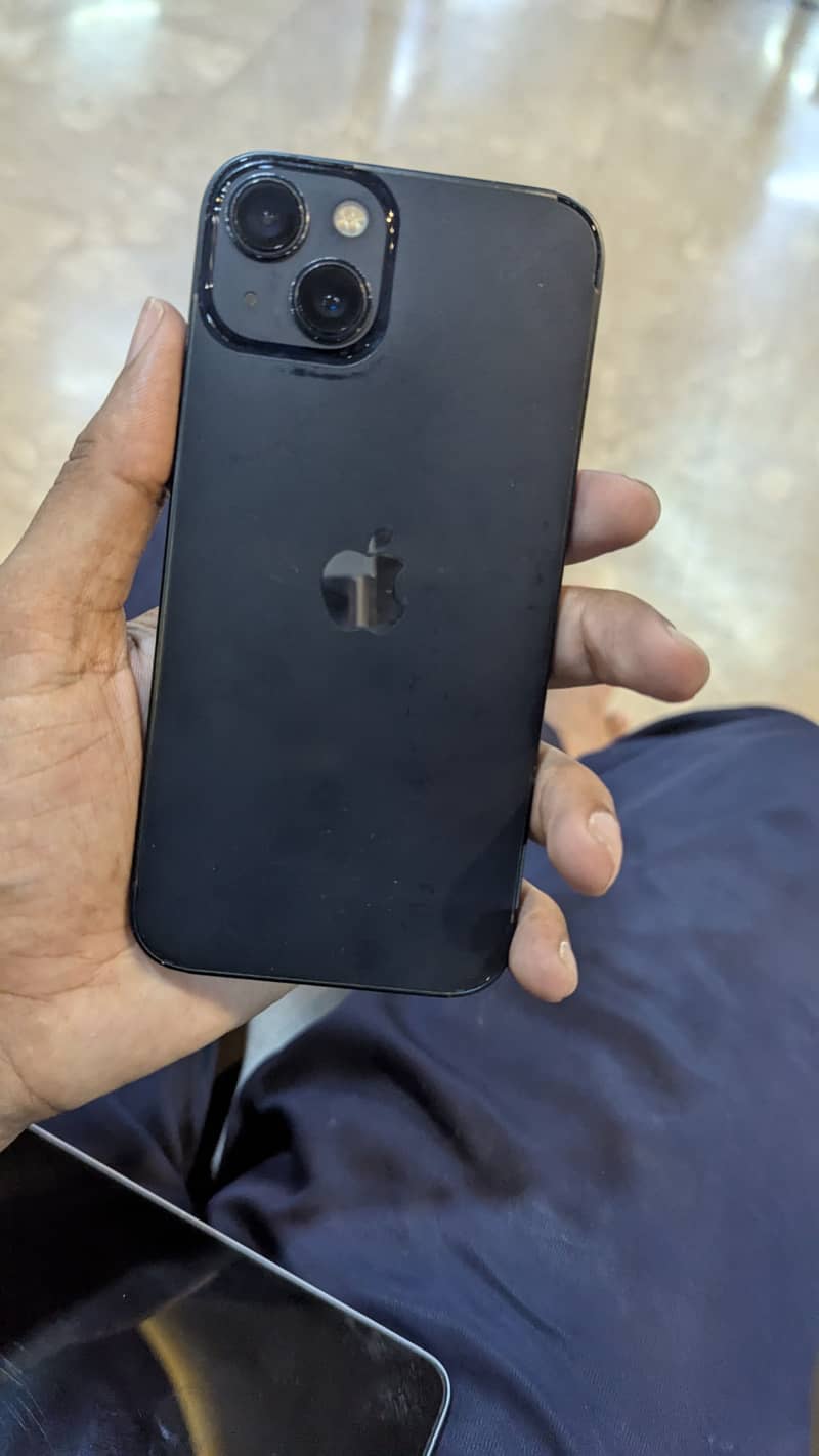 Apple iPhone 13 2