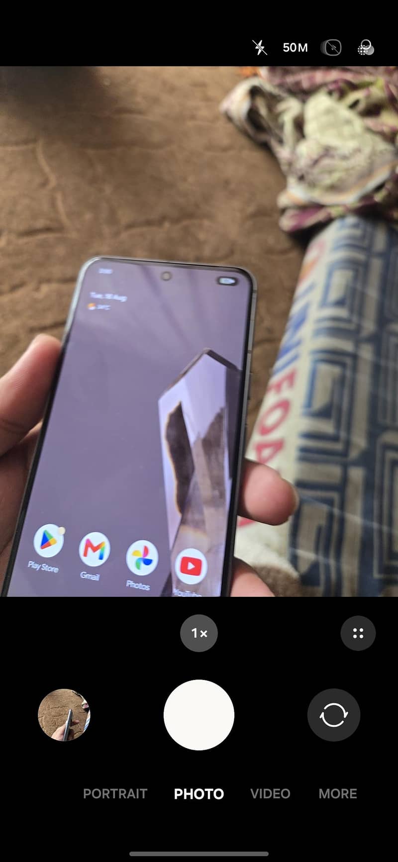 Google Pixel 8 5