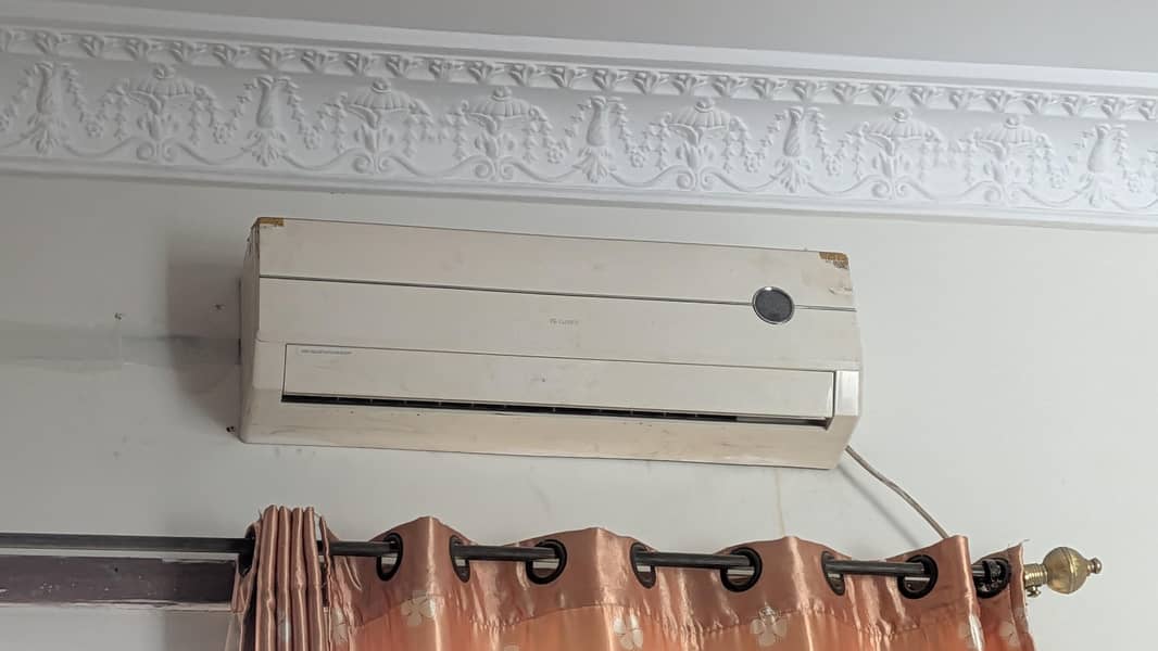 Gree 1 ton Split AC 0