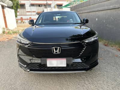 Honda HR-V VTI-S 2023 (Top of the line variant)