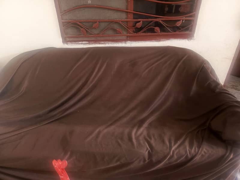 sofa without cover 2