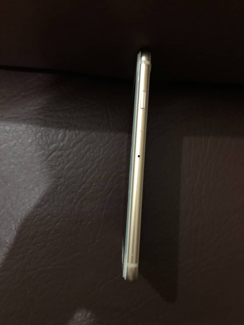 Apple iPhone 8 2