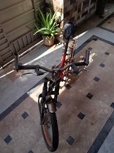 Hyper Speed Red Bicycle | Strong Cycle