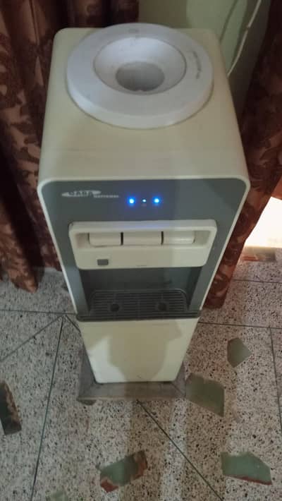 water dispenser