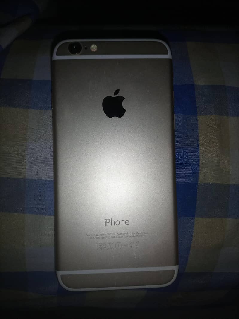 Apple iPhone 6 2