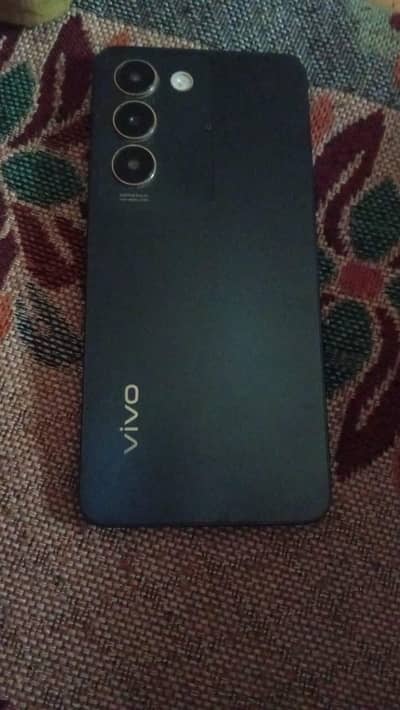 Vivo Y100