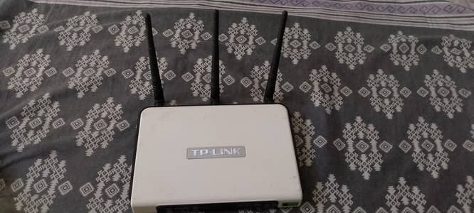 Argent sale tp link tl- wr940n 300mbps router bilkul okay
