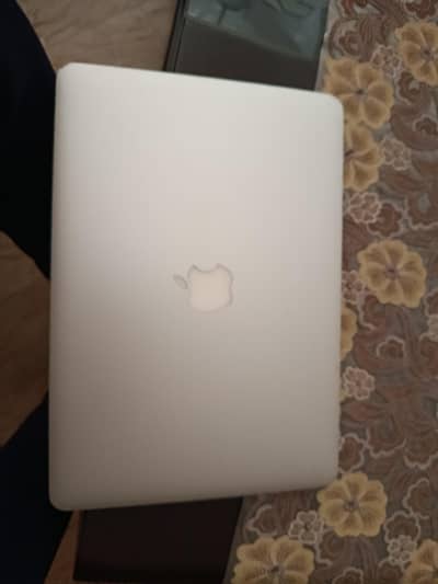 Apple MacBook air New 2026