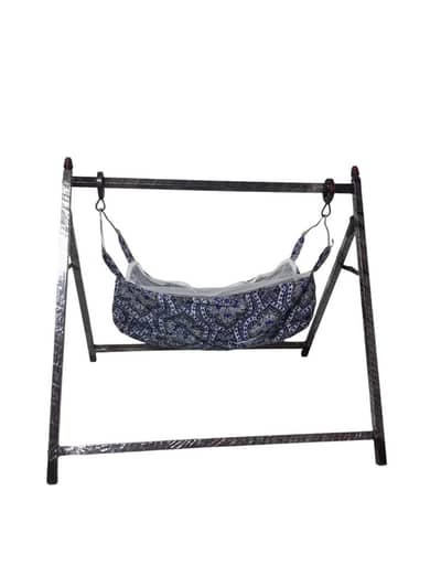 Baby cradle swing