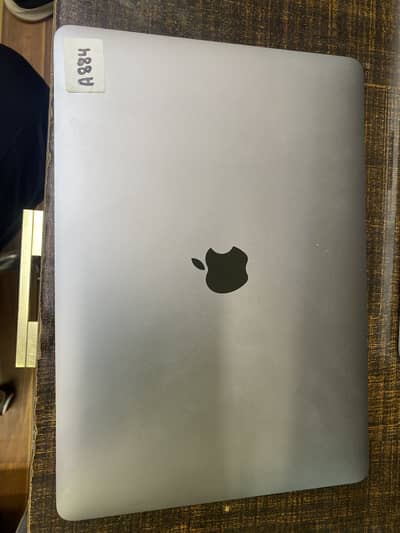 MACBOOK AIR M1