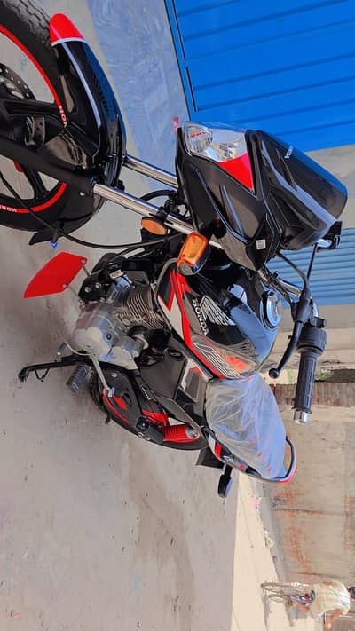 CB125F  Black clour 03006965102