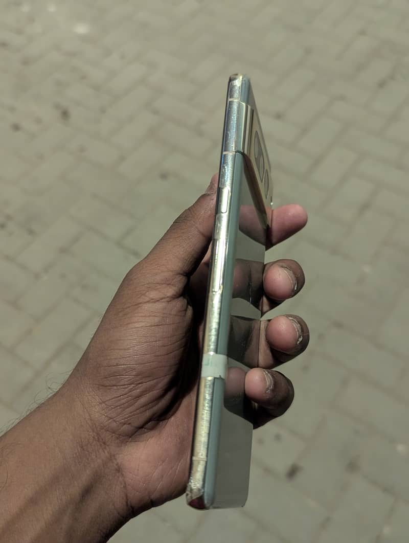 Google Pixel 7 Pro 2