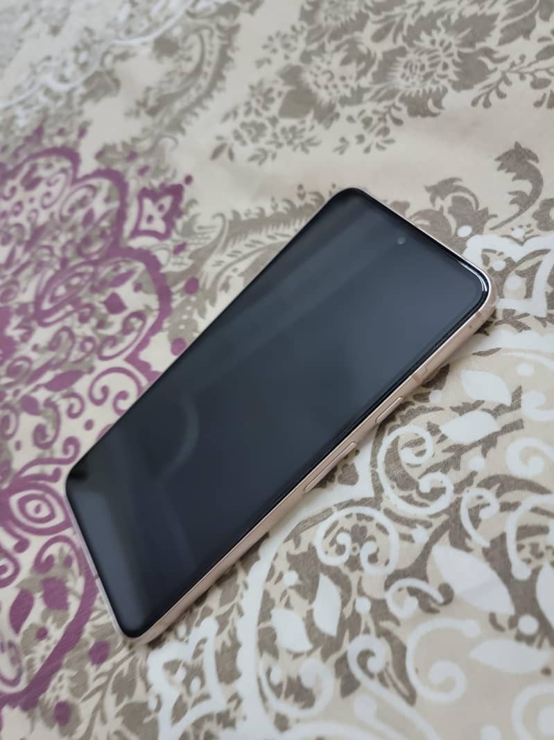 Google Pixel 8 3