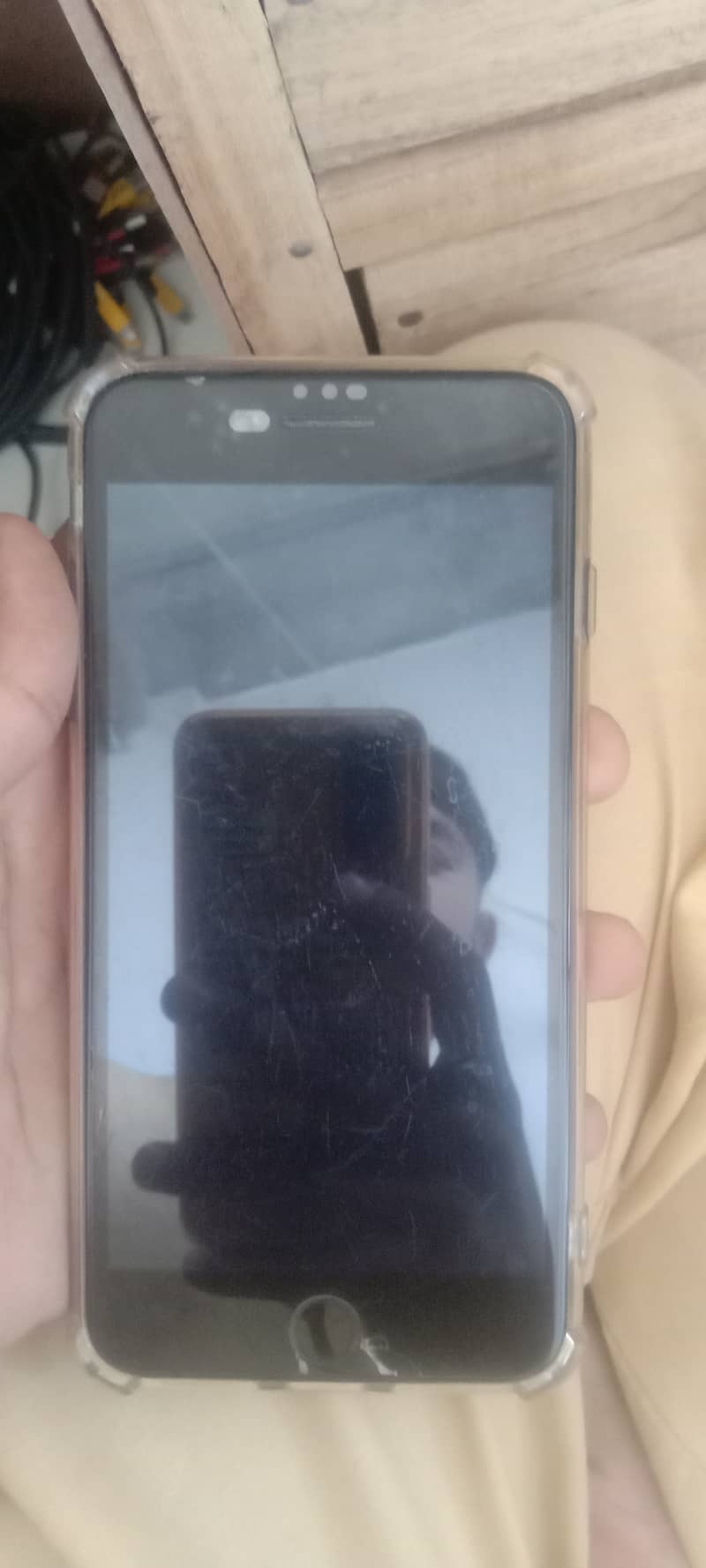 Apple iPhone 7 Plus 0