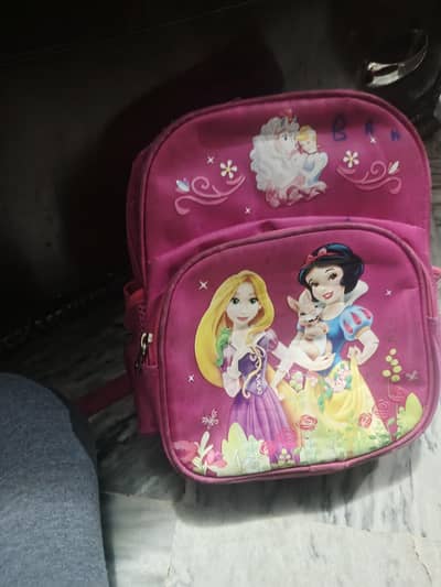 school bags slightly used with care girls school bags