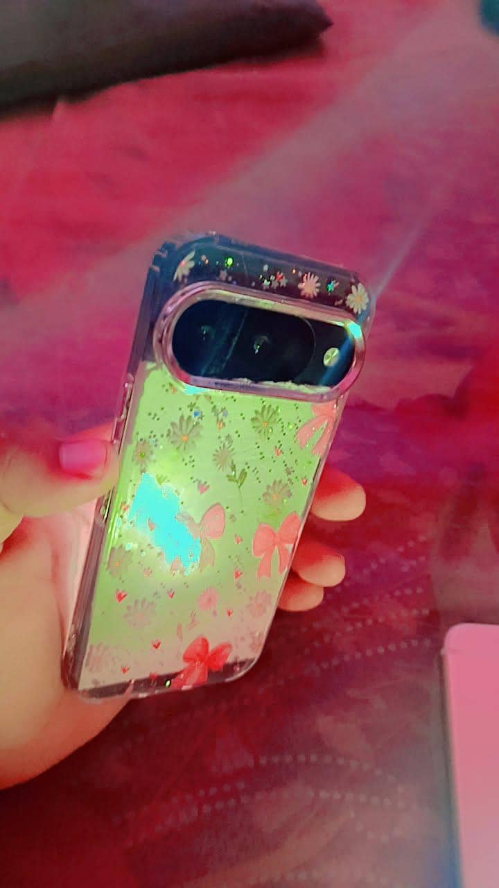 Google Pixel 10 4