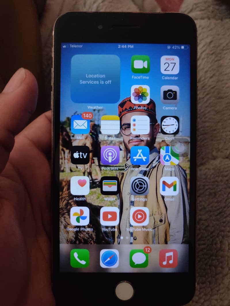 Apple iPhone 7 Plus 0