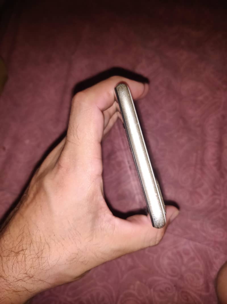 Apple iPhone 7 Plus 4