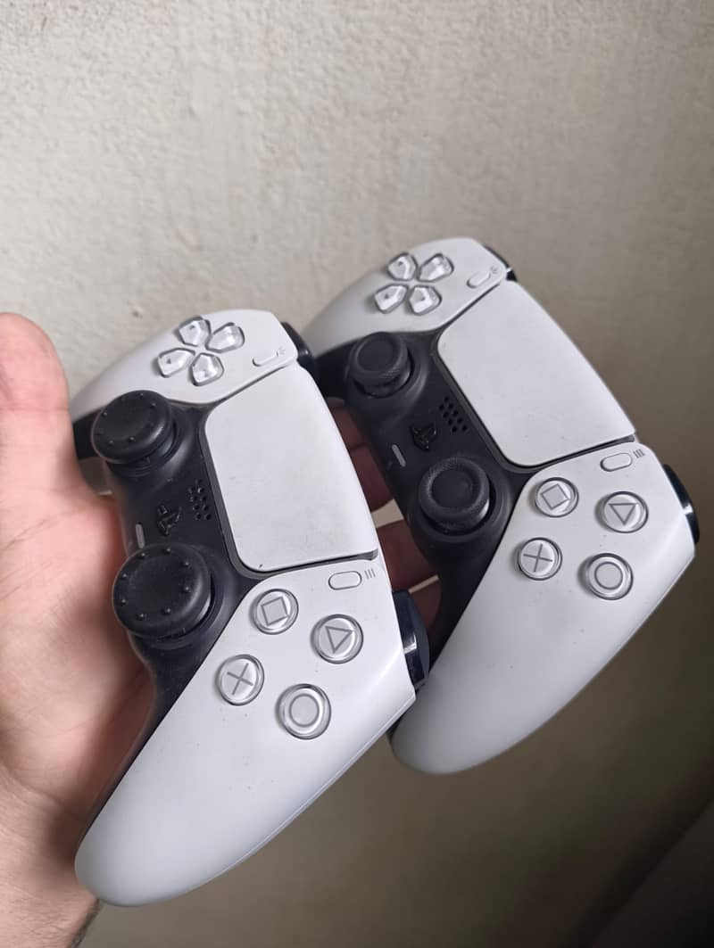 PS5 Complete Set With Montior 6
