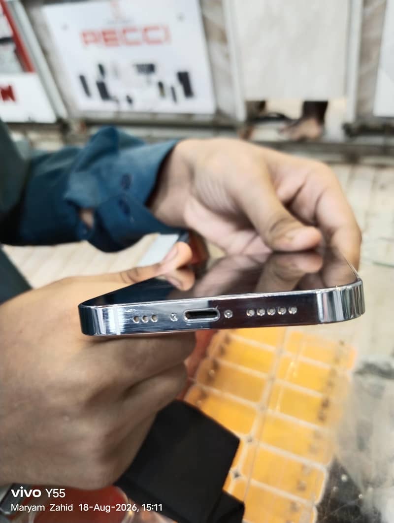 Apple iPhone 13 Pro 5