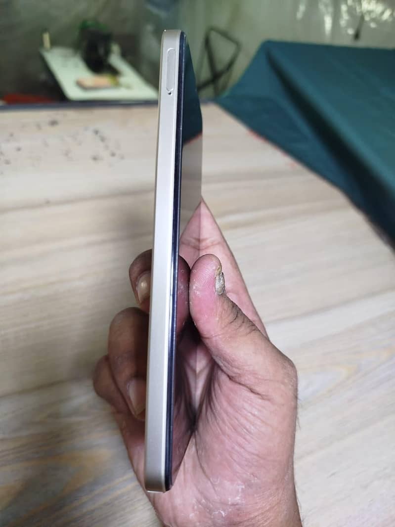Realme Note 70 4