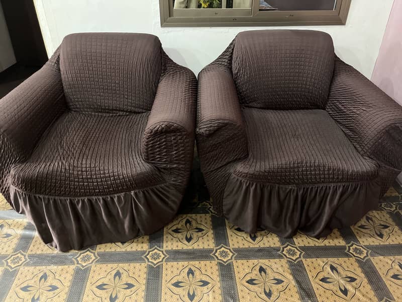 Secondhand sofas set With Covers 0