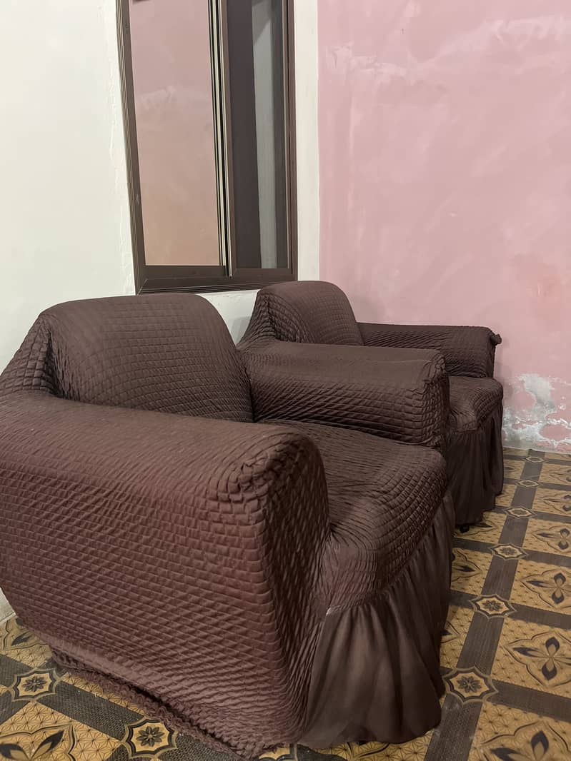 Secondhand sofas set With Covers 5